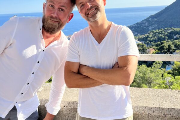 Przystanek w drodze powrotnej z Barcelony, w dole widok na Monaco, wrzesień 2023